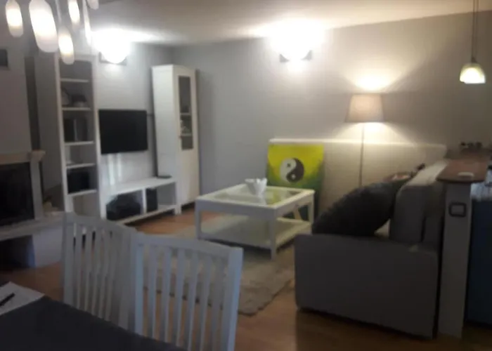 Quiet And Cozy Wroclaw-widawa *