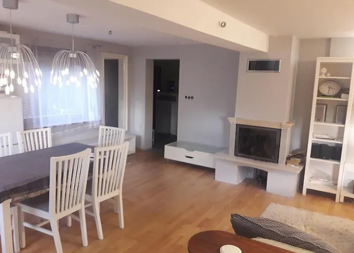 Quiet And Cozy Wroclaw-widawa Апартаменты *